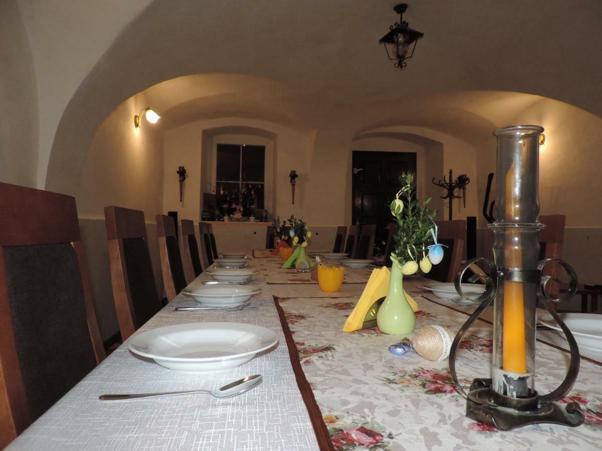 Pod Miotelka Wlen Bagian luar foto